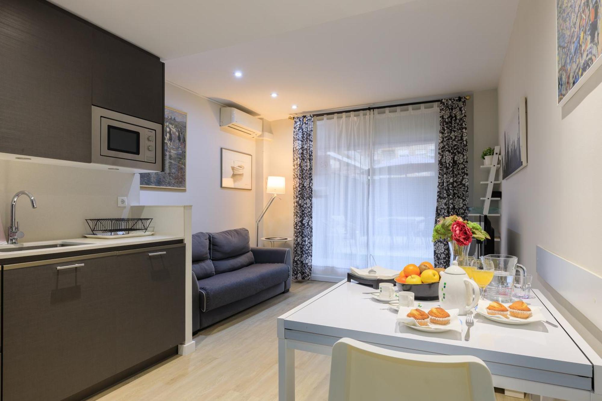Stay Barcelona Sagrada Familia Bagian luar foto
