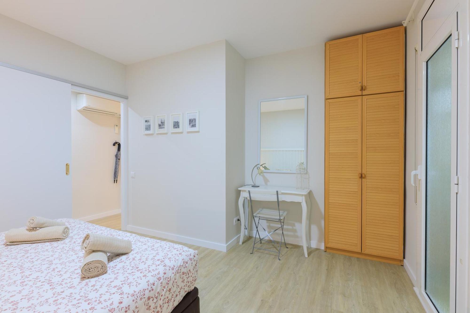 Stay Barcelona Sagrada Familia Bagian luar foto