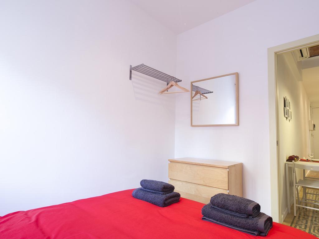 Stay Barcelona Sagrada Familia Bagian luar foto