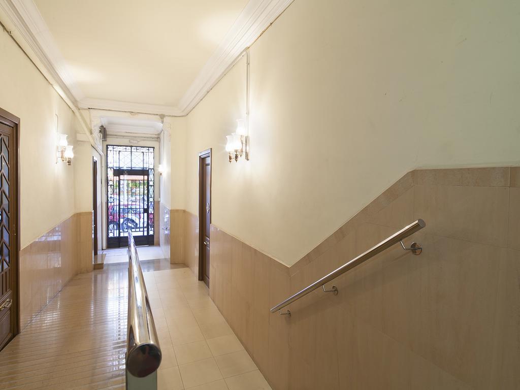 Stay Barcelona Sagrada Familia Bagian luar foto