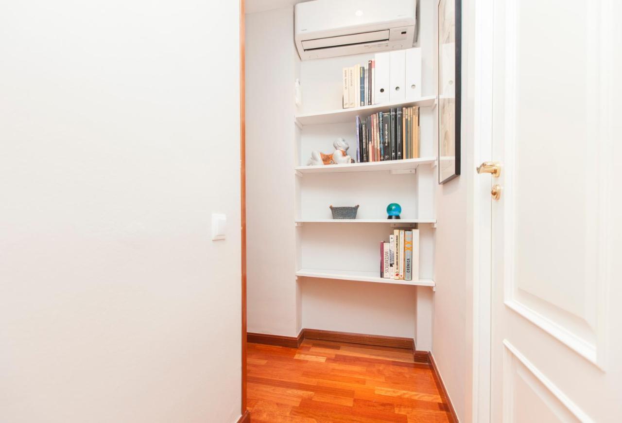 Stay Barcelona Sagrada Familia Bagian luar foto