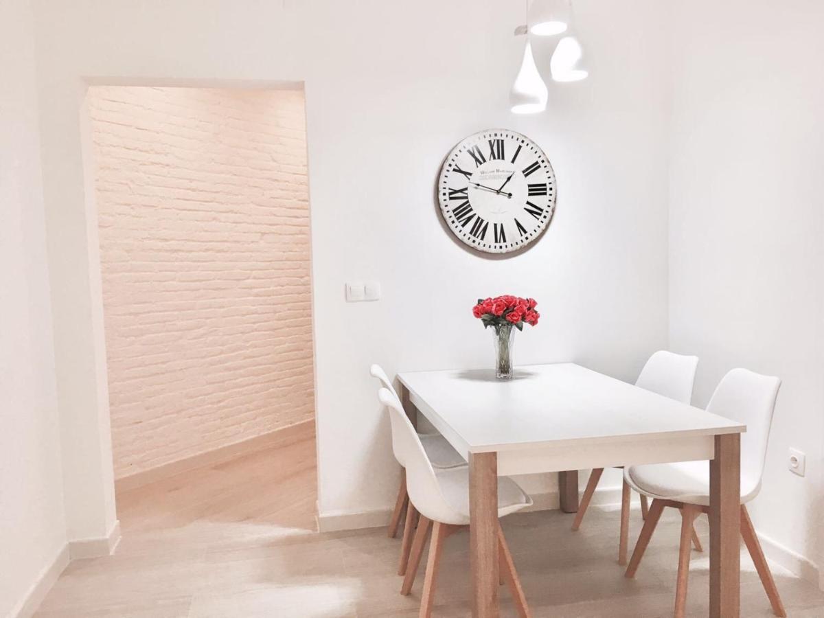 Stay Barcelona Sagrada Familia Bagian luar foto